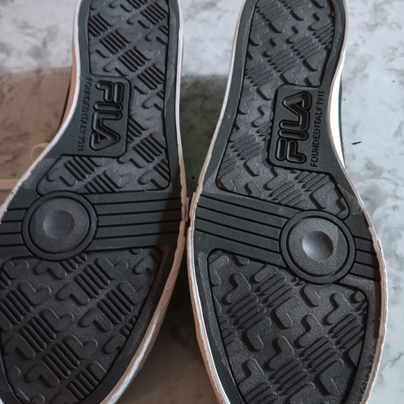 Fila sneaker - Picture 4 of 4